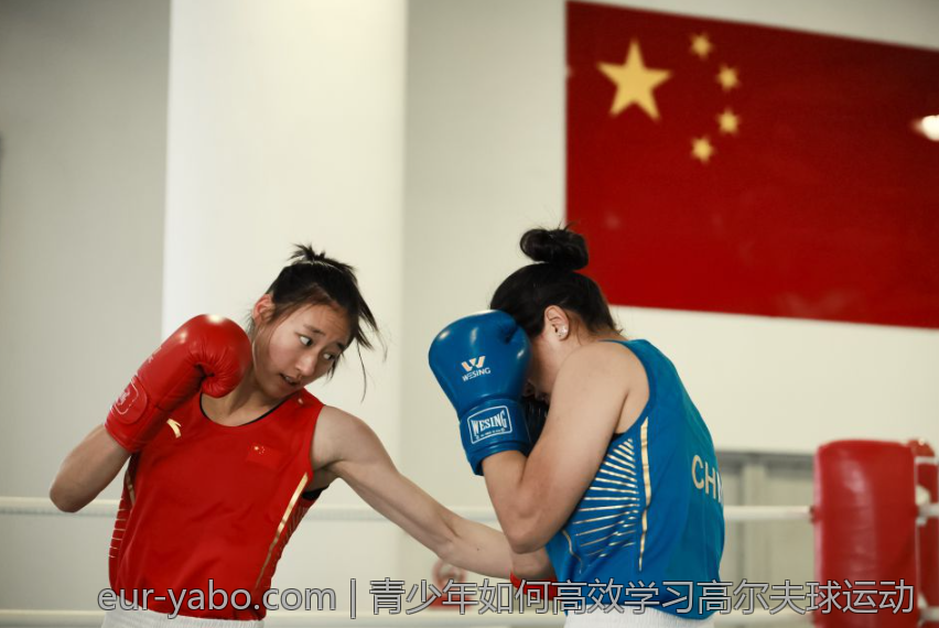 青少年如何高效学习高尔夫球运动